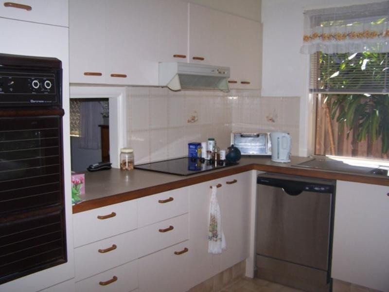 9 Sportsman Avenue, Mermaid Beach QLD 4218