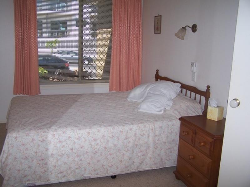 9 Sportsman Avenue, Mermaid Beach QLD 4218