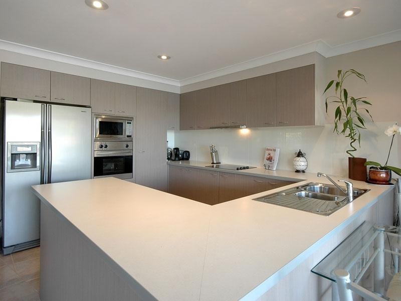 7 Carrara Road, Carrara QLD 4211