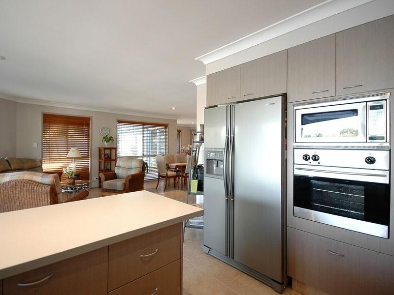 7 Carrara Road, Carrara QLD 4211