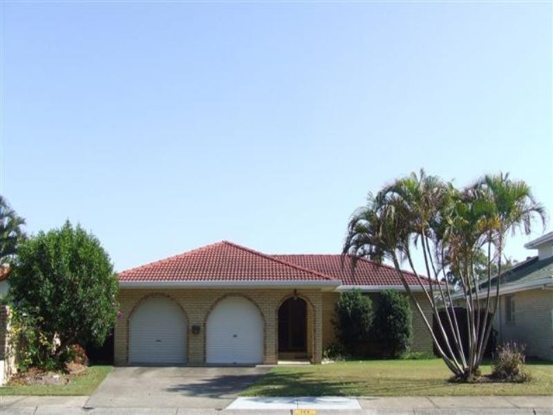 166 Burleigh Street, Burleigh Waters QLD 4220