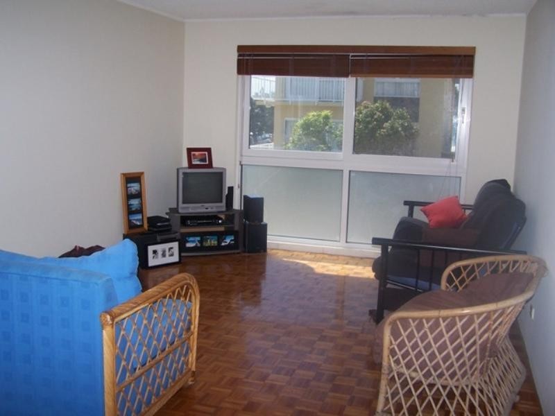 1 ‘Seabeach Court’, 4 Seabeach Avenue, Mermaid Beach QLD 4218