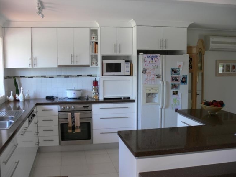 3 Omao Avenue, Burleigh Waters QLD 4220