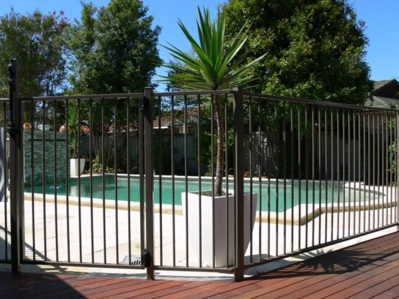 3 Omao Avenue, Burleigh Waters QLD 4220