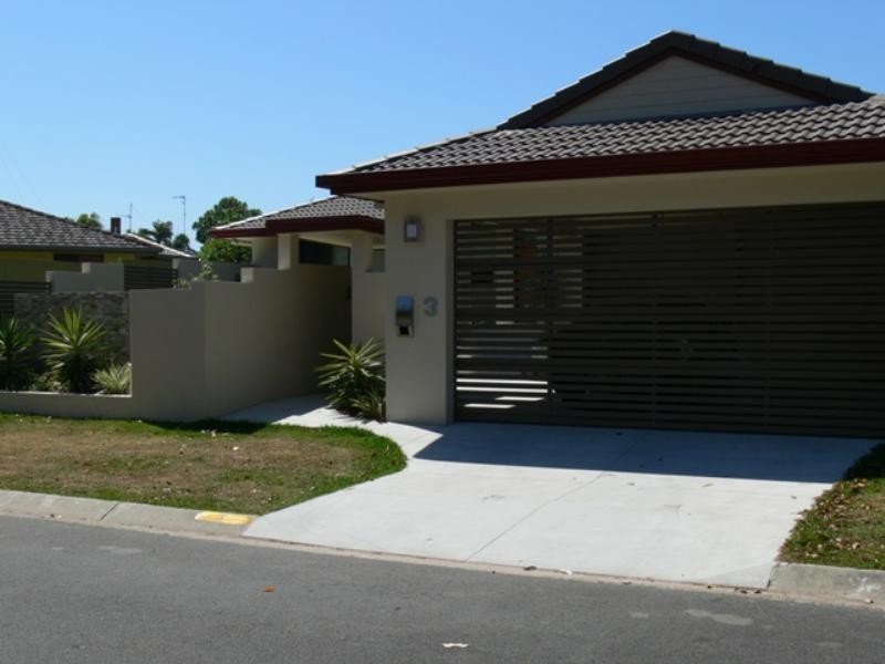 3 Omao Avenue, Burleigh Waters QLD 4220