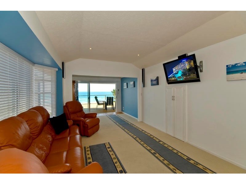 175 Jefferson Lane, Palm Beach QLD 4221