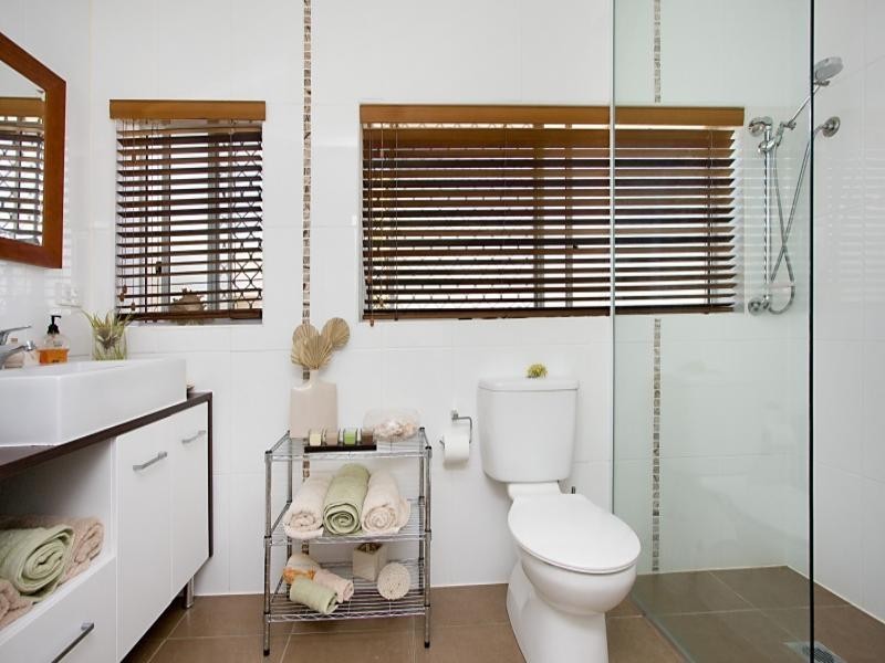 4 ‘Palamuna Court’, 2c Twenty Seventh Avenue, Palm Beach QLD 4221