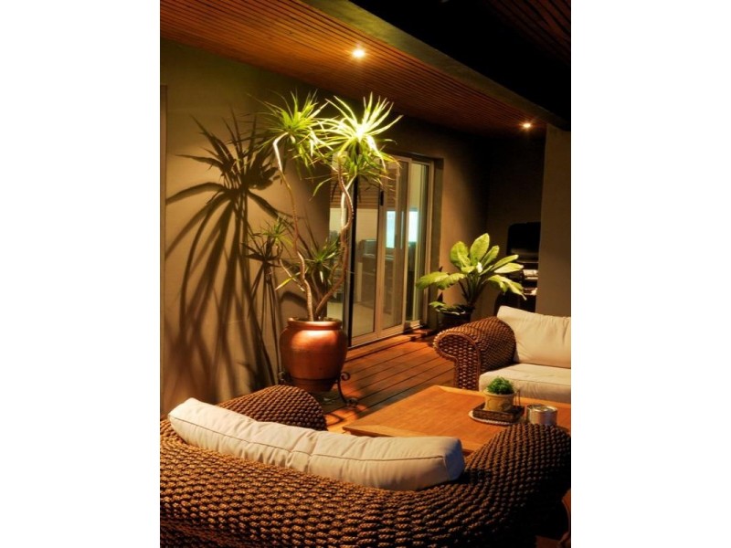 54 Avanti Street, Mermaid Waters QLD 4218