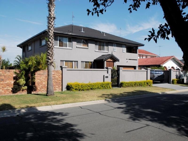 54 Avanti Street, Mermaid Waters QLD 4218