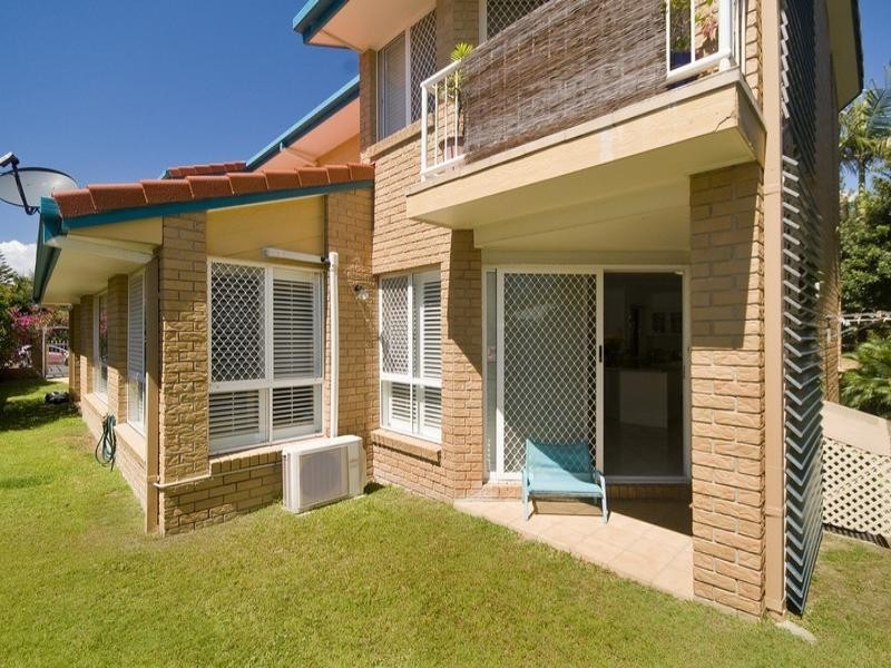 21 Francis Street, Mermaid Beach QLD 4218