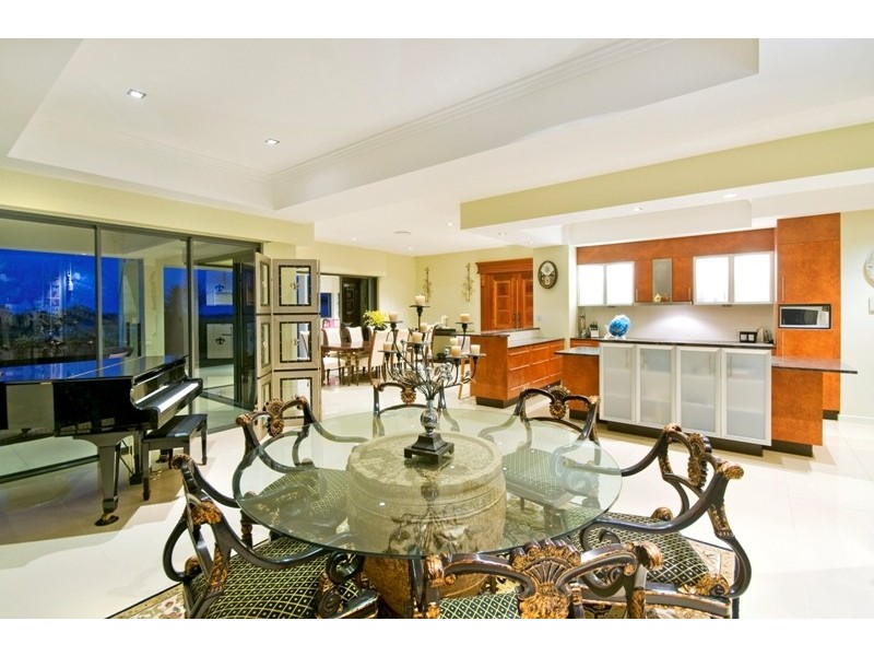 19 Southern Skies Avenue, Reedy Creek QLD 4227