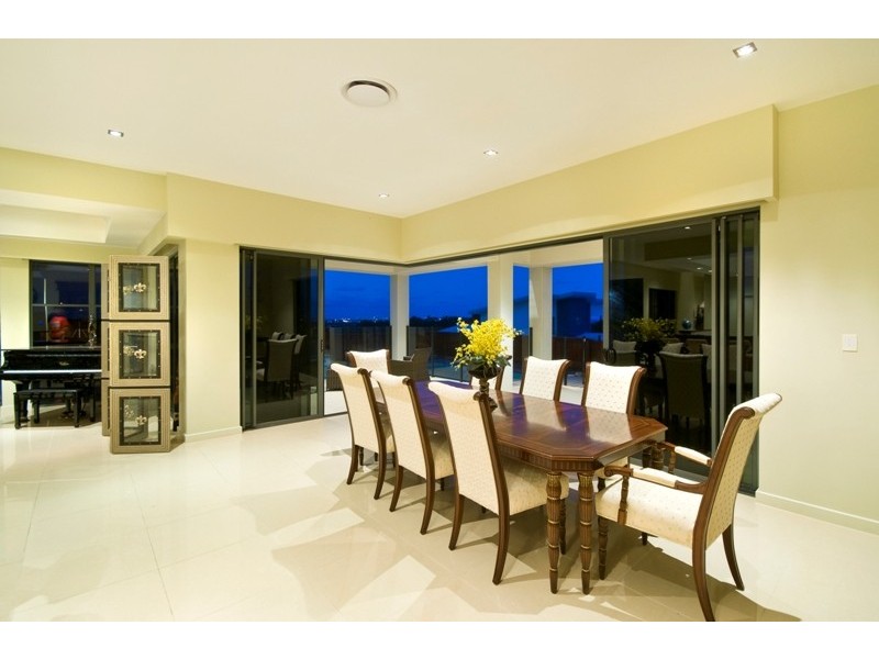 19 Southern Skies Avenue, Reedy Creek QLD 4227