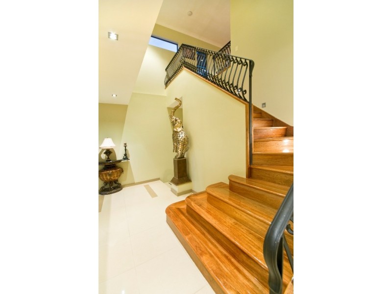 19 Southern Skies Avenue, Reedy Creek QLD 4227