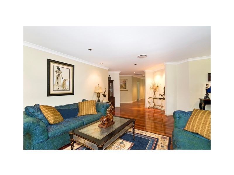 19 Southern Skies Avenue, Reedy Creek QLD 4227