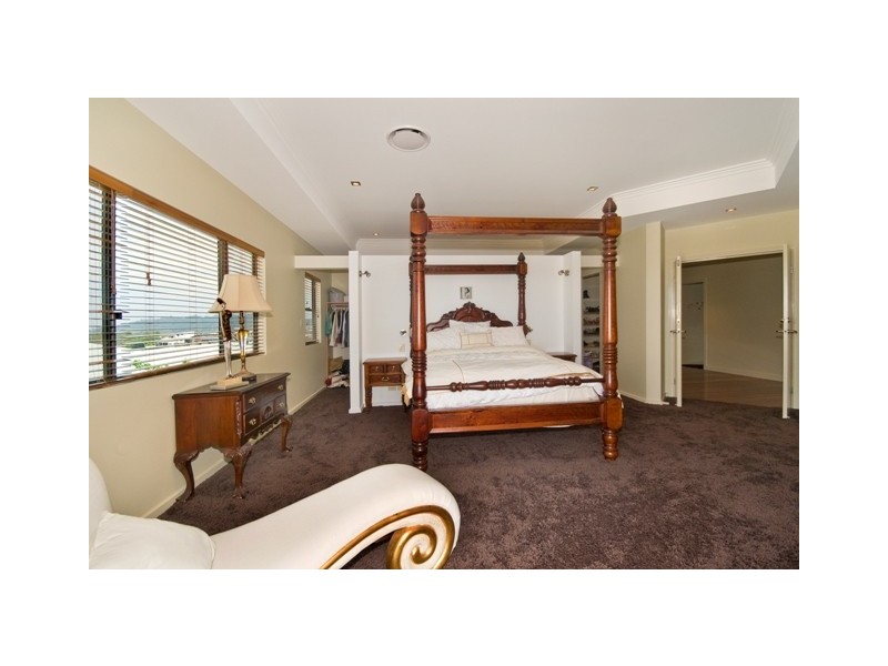 19 Southern Skies Avenue, Reedy Creek QLD 4227