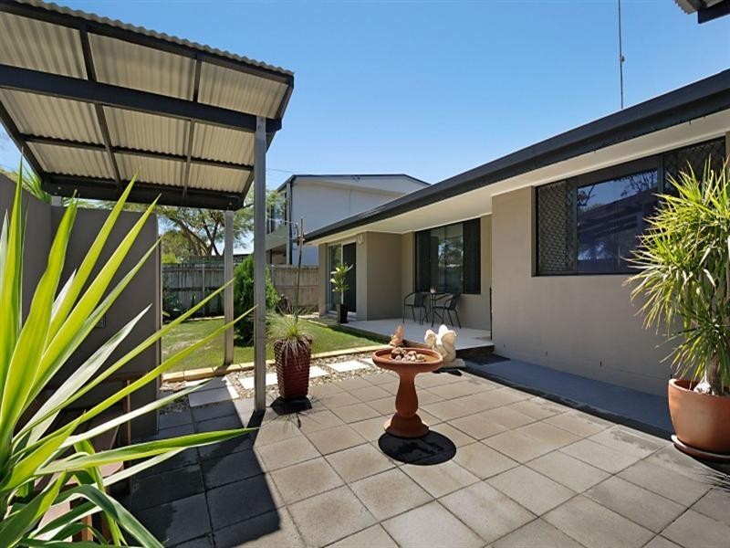 66 Bardon Avenue, Miami QLD 4220