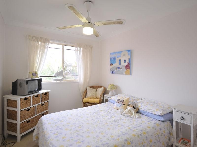 9 ‘Currumbin Views’, 19 Sellin Place, Currumbin Waters QLD 4223