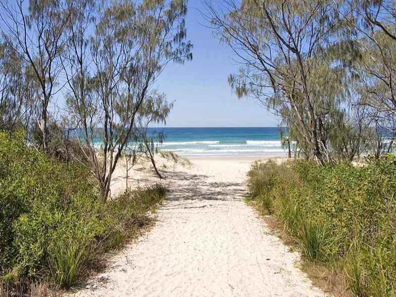 6 Surfside Crescent, Pottsville NSW 2489