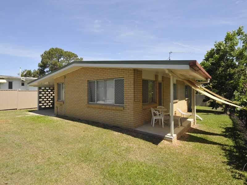 8 Jimmieson Avenue, Labrador QLD 4215