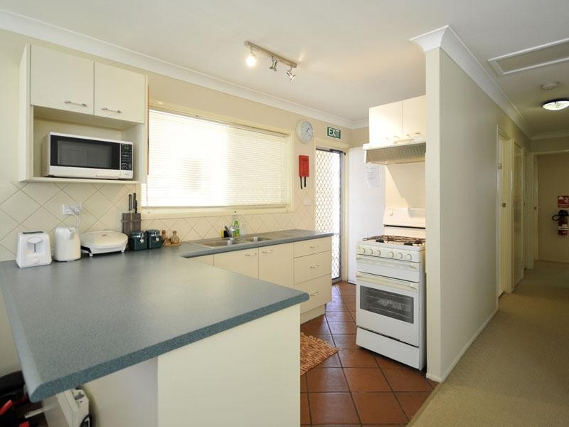 8 Jimmieson Avenue, Labrador QLD 4215