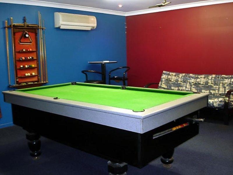 2 Munia Street, Varsity Lakes QLD 4227