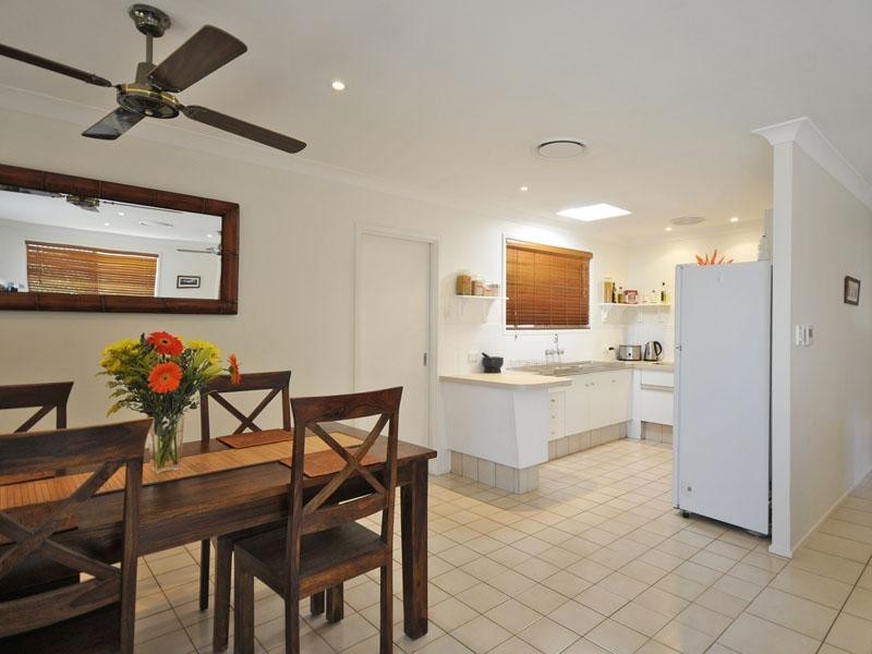 1 Araluen Avenue, Palm Beach QLD 4221