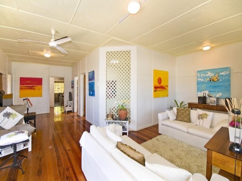 728 Pacific Parade, Currumbin QLD 4223