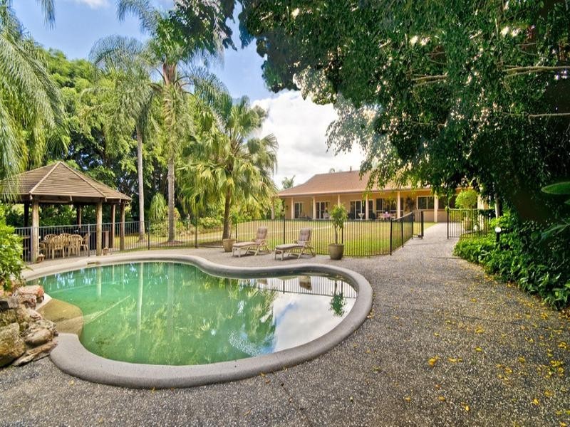 60 Charles Kurz Drive, Worongary QLD 4213