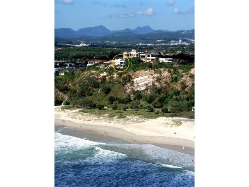 19 Brakes Crescent, Miami QLD 4220