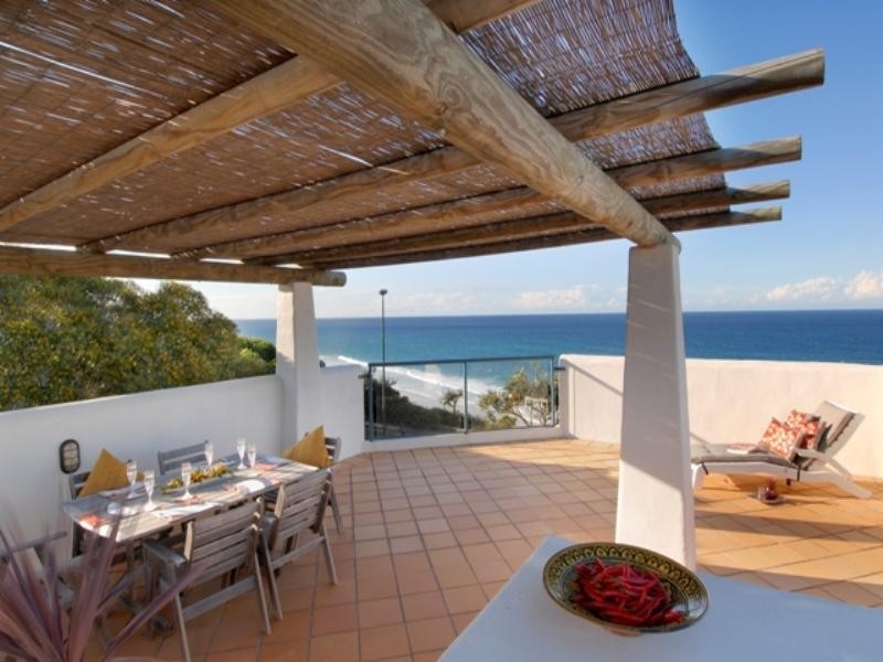 19 Brakes Crescent, Miami QLD 4220