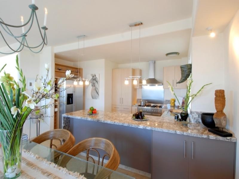 19 Brakes Crescent, Miami QLD 4220