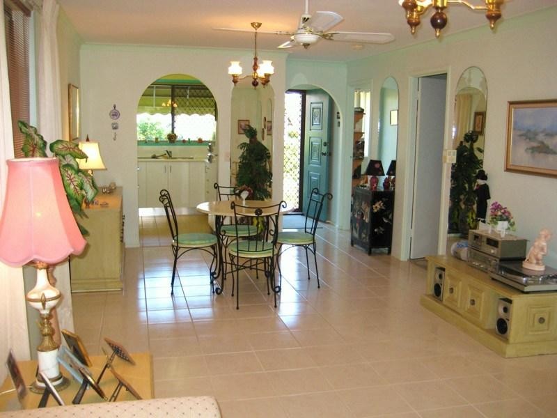 5 ”Ivans Court”, 3 Duet Drive, Mermaid Waters QLD 4218