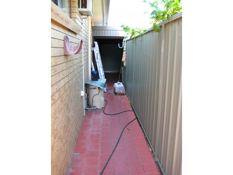 5 ”Ivans Court”, 3 Duet Drive, Mermaid Waters QLD 4218