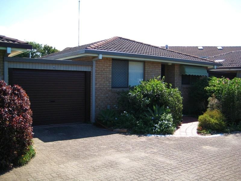 5 ”Ivans Court”, 3 Duet Drive, Mermaid Waters QLD 4218