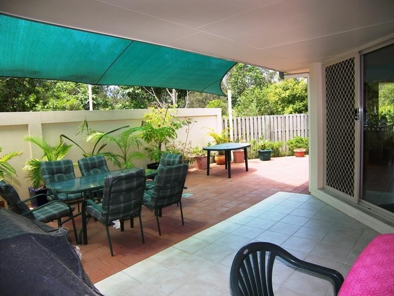73 Riverwood Drive, Ashmore QLD 4214