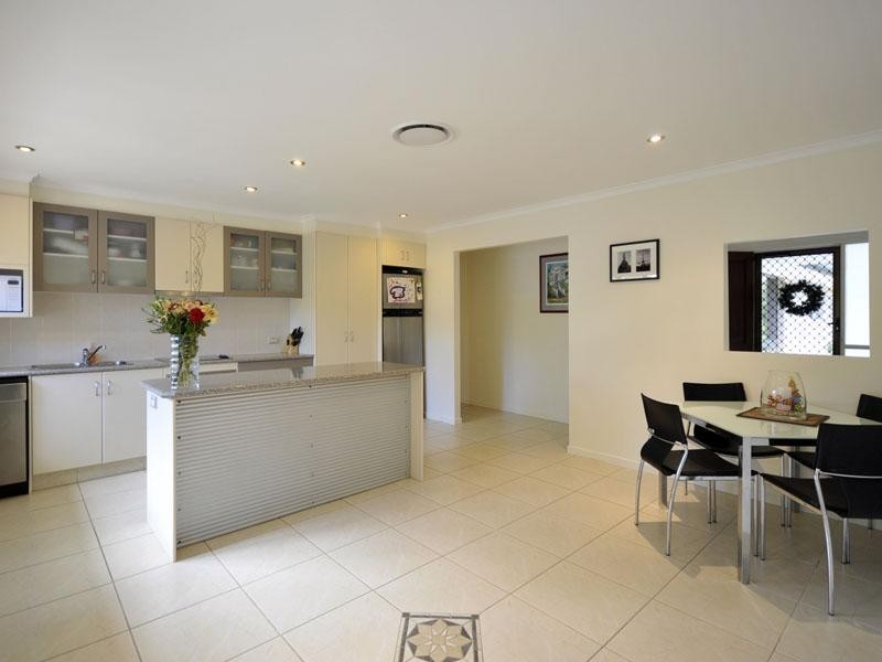 100 Bardon Avenue, Miami QLD 4220