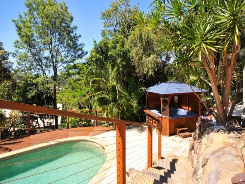 39 Bob Barnard Drive, Tugun QLD 4224