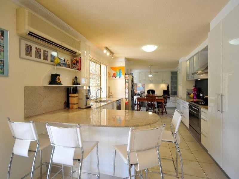 39 Bob Barnard Drive, Tugun QLD 4224