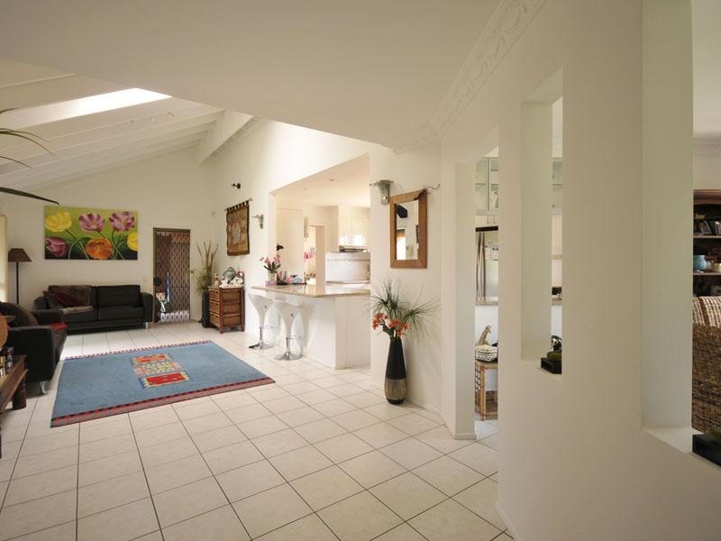 13 Gretel Drive, Mermaid Waters QLD 4218