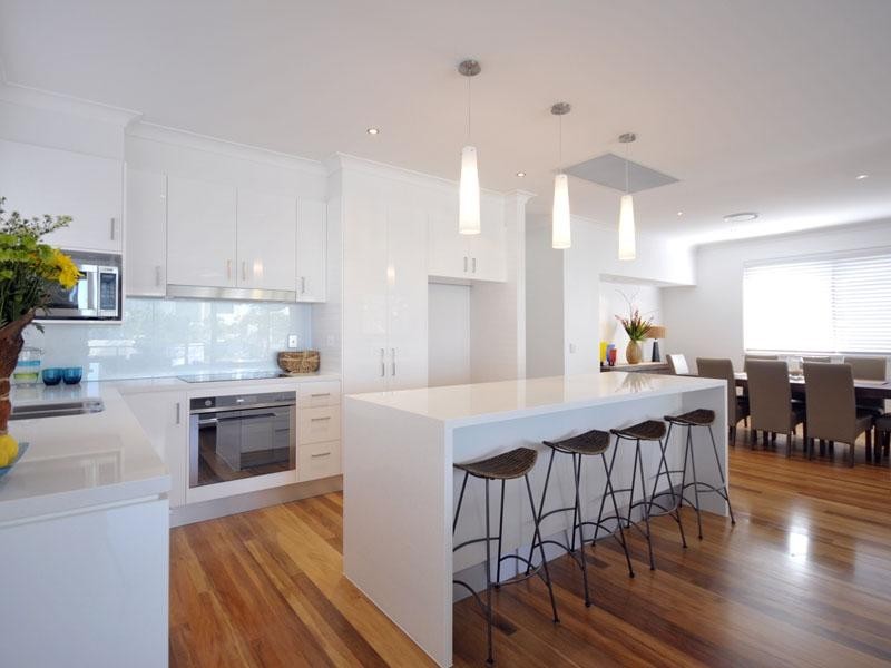 76 Albatross Avenue, Mermaid Beach QLD 4218