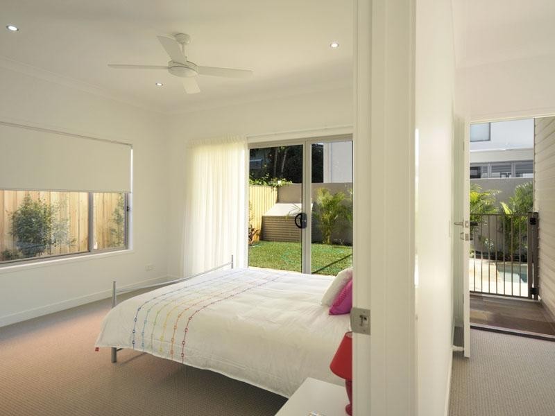 76 Albatross Avenue, Mermaid Beach QLD 4218