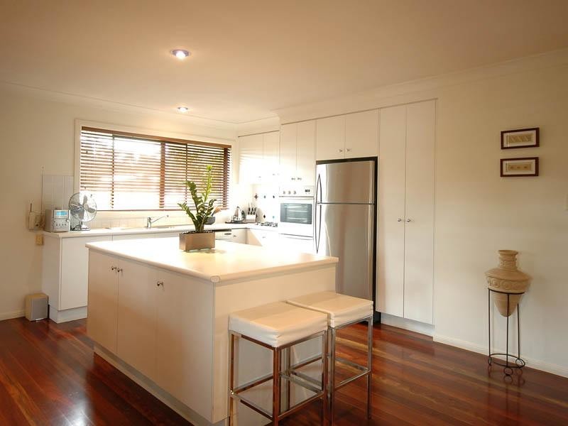 12 Bronzewing Close, Elanora QLD 4221