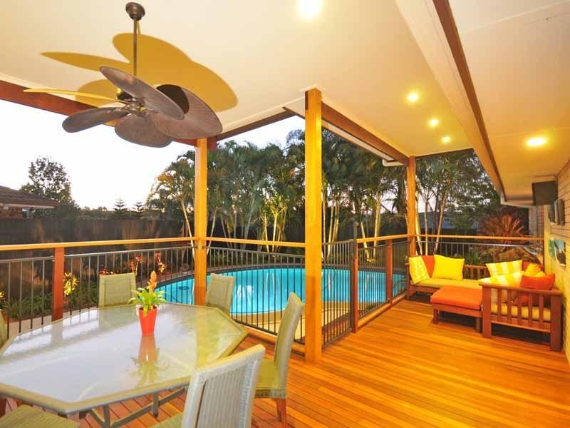 3 Maple Place, Palm Beach QLD 4221