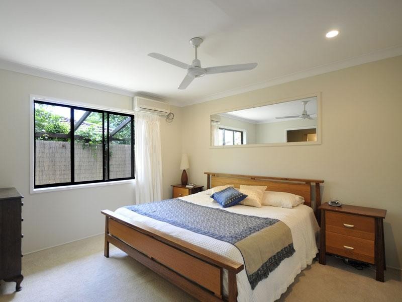 3 Maple Place, Palm Beach QLD 4221