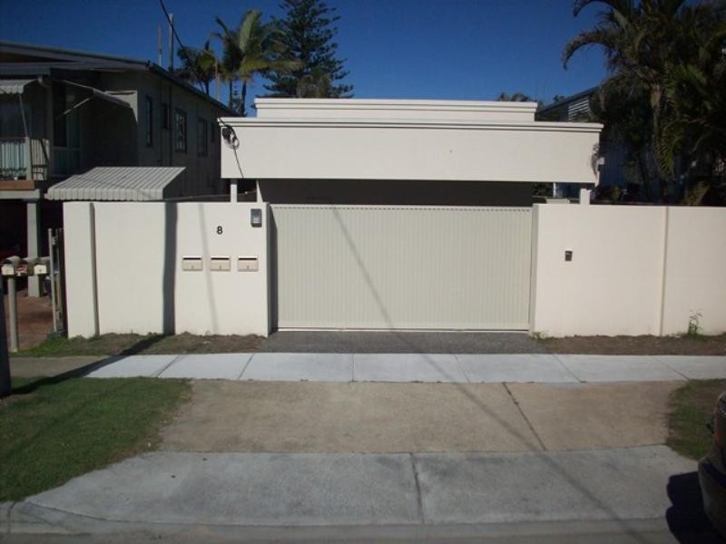 8 Sunbrite Avenue, Mermaid Beach QLD 4218