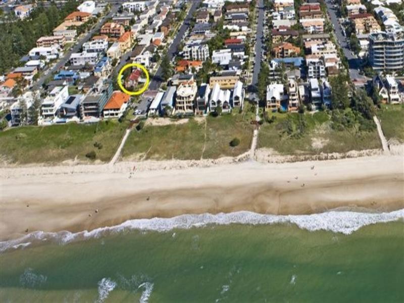 202 Hedges Avenue, Mermaid Beach QLD 4218