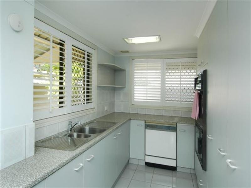 202 Hedges Avenue, Mermaid Beach QLD 4218