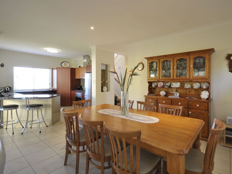 75 Sky Royal Terrace, Burleigh Heads QLD 4220