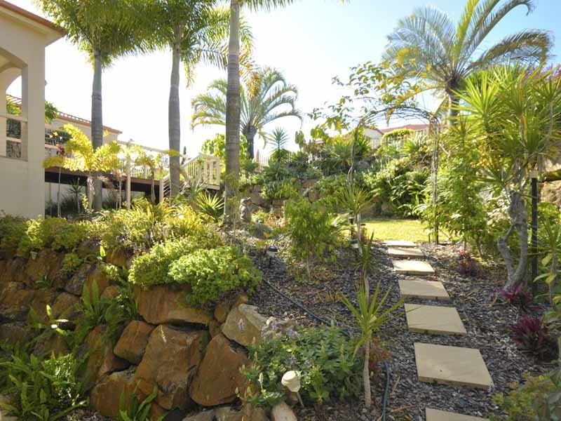 75 Sky Royal Terrace, Burleigh Heads QLD 4220