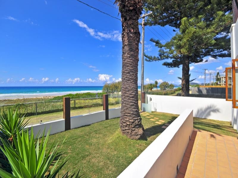 480 The Esplanade, Palm Beach QLD 4221